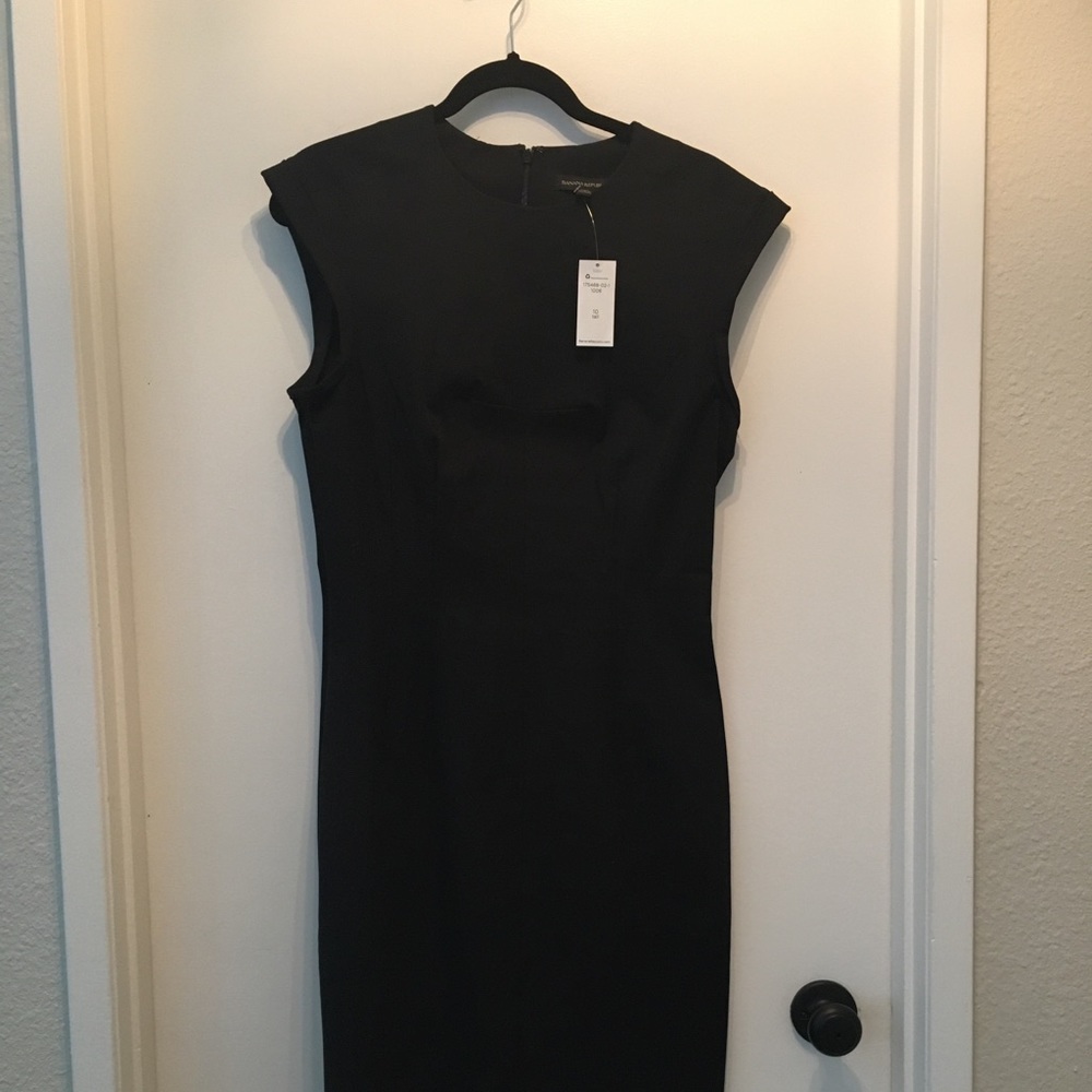 Banana Republic LBD.